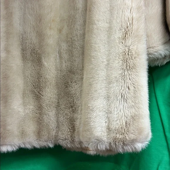 Vintage Tissavel France Coat Fur Faux Winter Cream Lined Acrylic Made in England - Picture 15 of 16